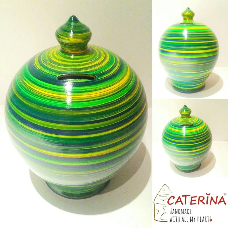 Curvy, gorgeous, precious and one of the most classy and thoughtful gifts for a man or a woman! Handmade and hand painted in my studio in Rome, Italy.  Size: 17 cm = 6.70 inches in height. Circumference: 44 cm = 17.32 inches. Made to order.  Colors: Yellow, Blue and Green, as in picture.   With hole and stopper plug, or without hole.