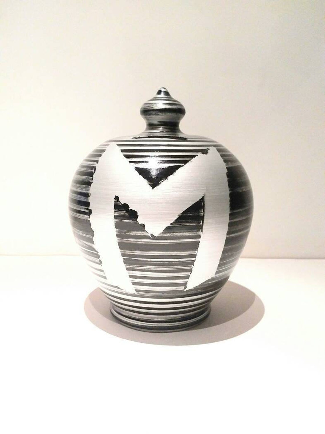 Piggy bank, large piggy bank, big coin bank, initial piggy bank, letter piggy bank