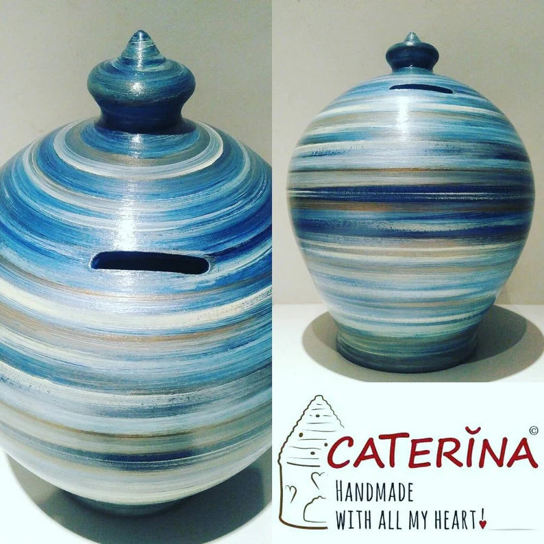 Curvy, gorgeous, precious and one of the most classy and thoughtful gifts for a man or a woman! Handmade and hand painted in my studio in Rome, Italy.  Size: 17 cm = 6.70 inches in height. Circumference: 44 cm = 17.32 inches.  Made to order. Colors: Beige, Shades of Blue and Bronze, as in picture.  With hole and stopper plug, or without hole.